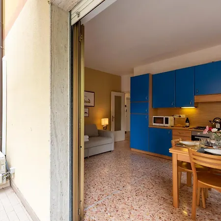 Beautiful Flat In - Happy Lägenhet