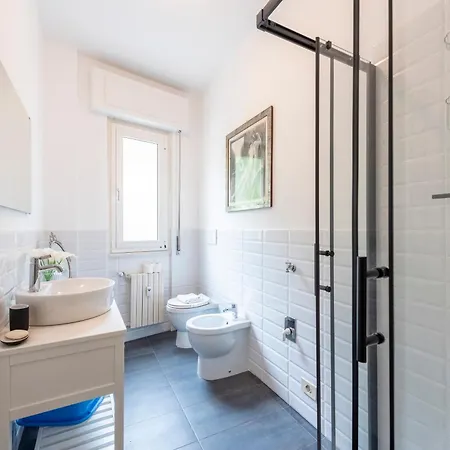Beautiful Flat In - Happy Apartment *